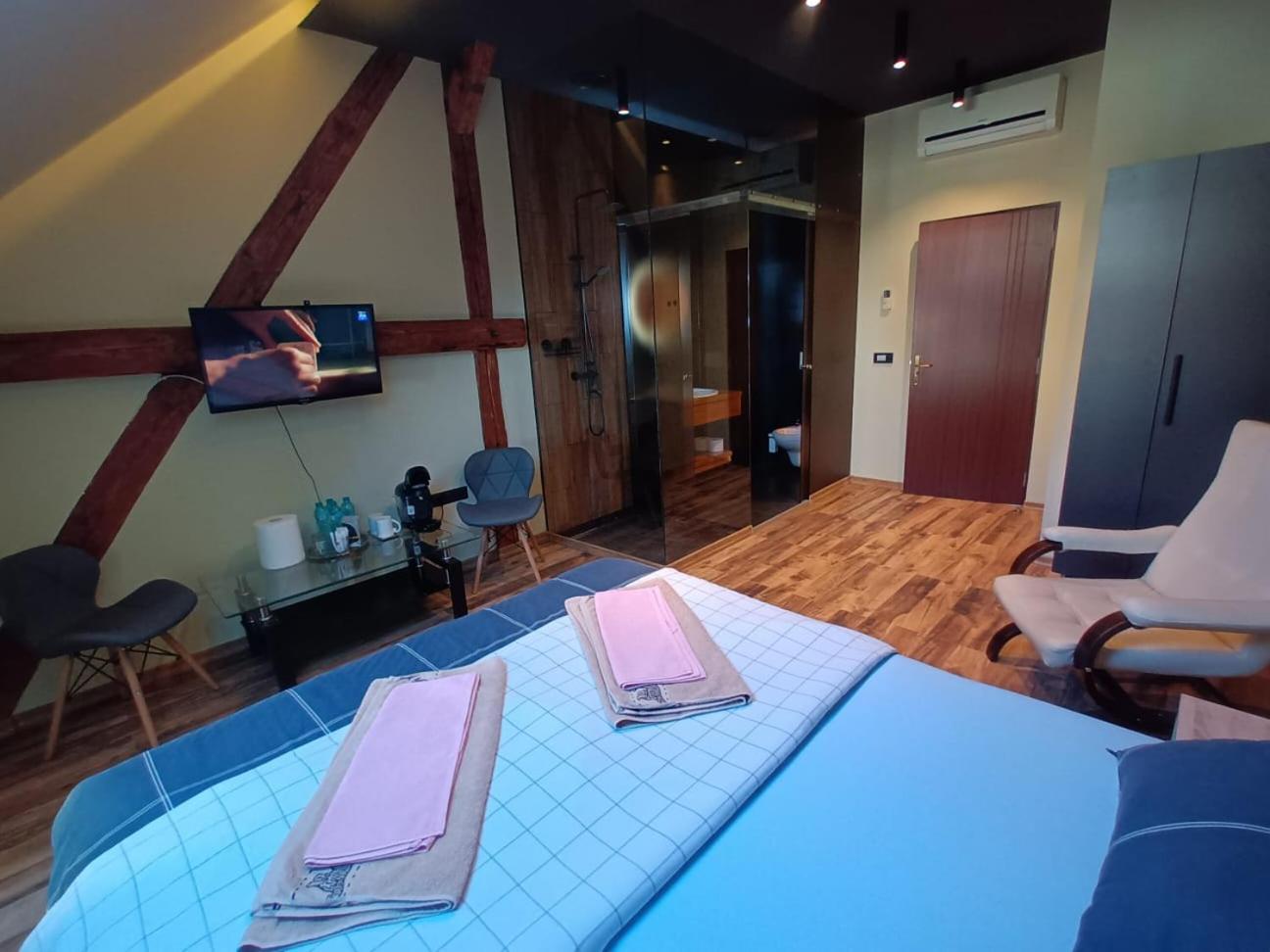 Apartament Eminescu 1 Mediaş 外观 照片